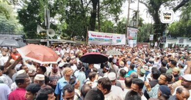 আন্দোলন দমাতে “চাপ প্রয়োগ” অনুপস্থিত শিক্ষকদের তালিকা চাইলেন শিক্ষা অফিসার!